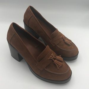 NWOT MIA platform tassel shoe